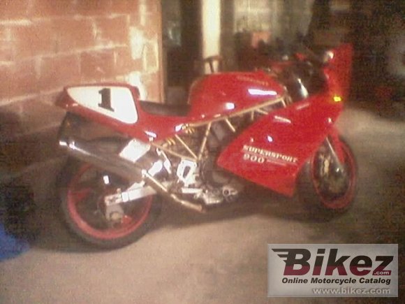 1998 Ducati 900 SS FE photo